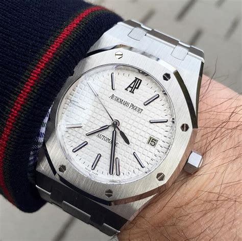 25860 audemars piguet|ap 15300.